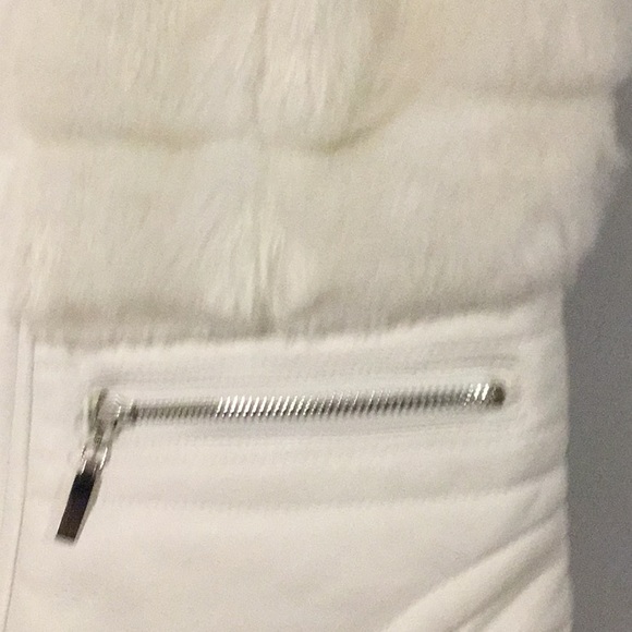 Vest - Picture 3 of 3